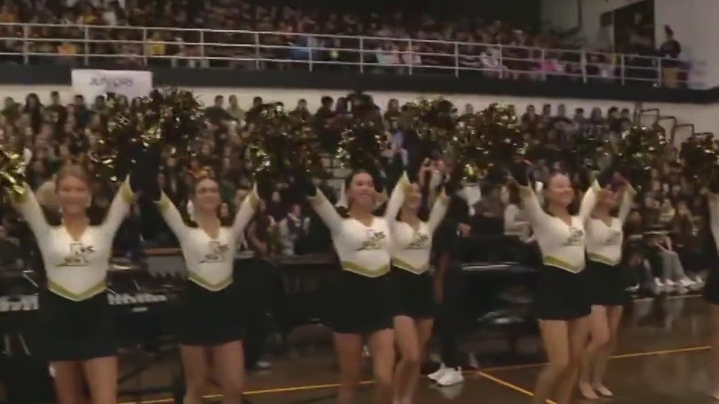 Andrew High School gets hyped up for Homecoming