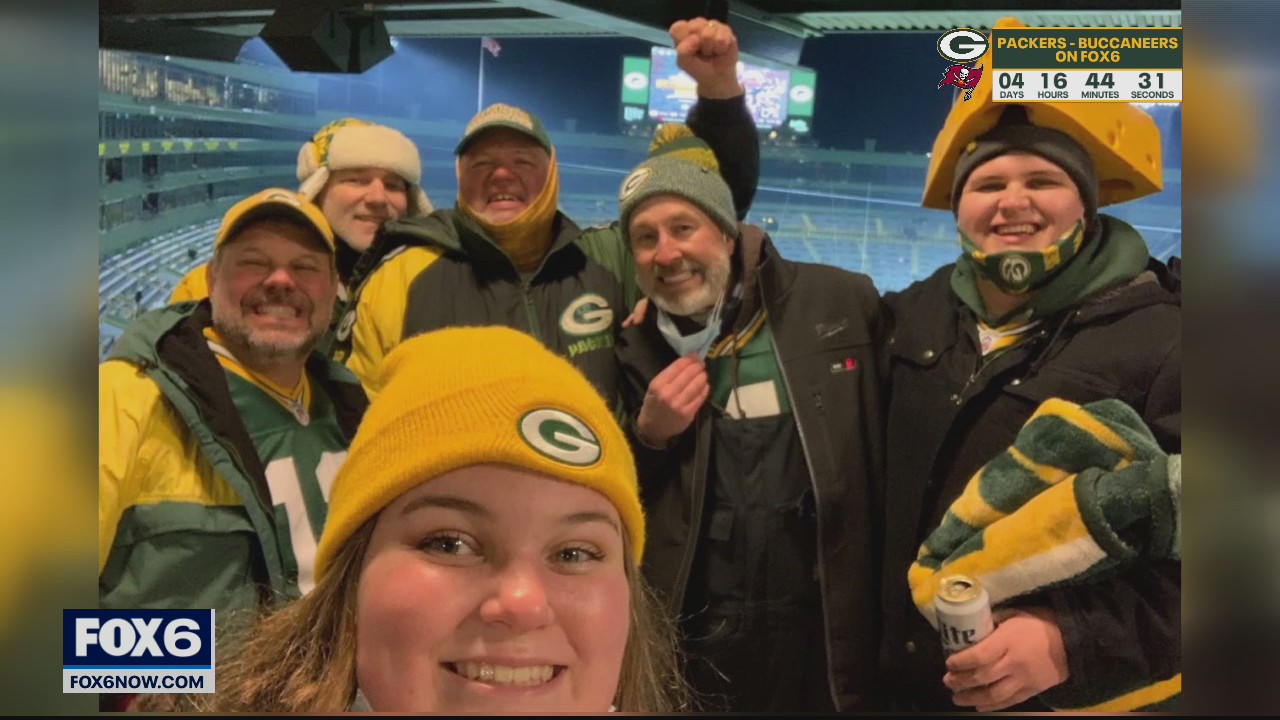 Fans glad to be back in Lambeau Field