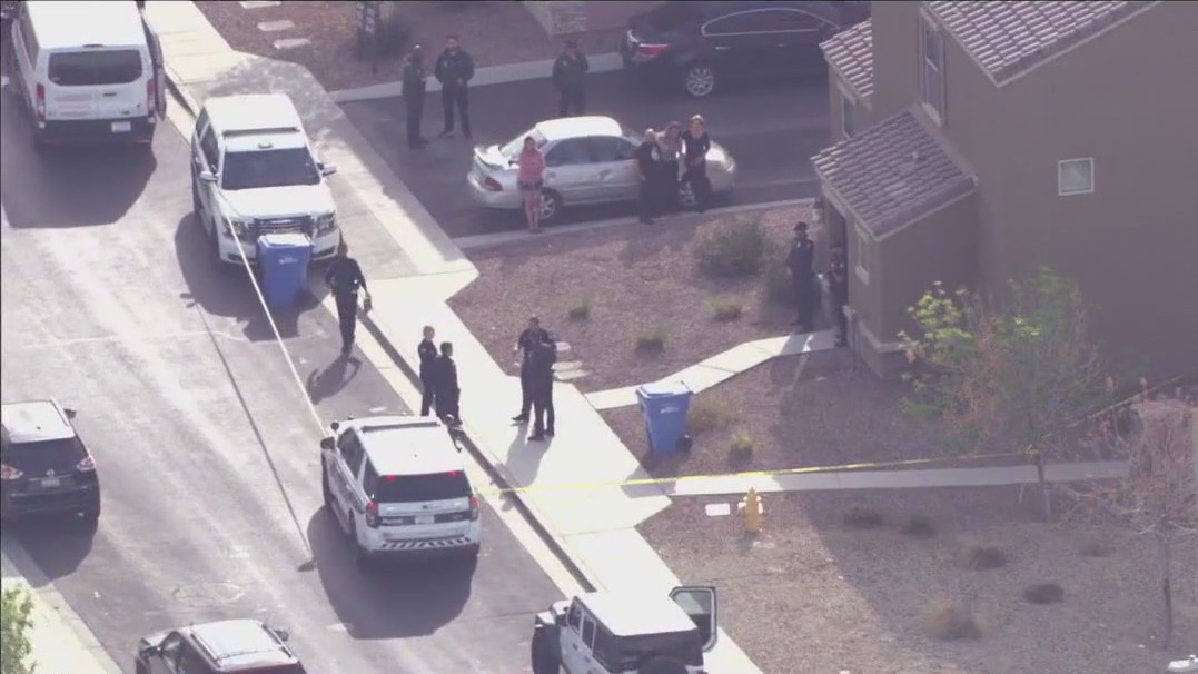 2 found dead inside Phoenix home | FOX 10 Phoenix