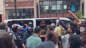 Chicago aldermen question police role in ICE arrests last month