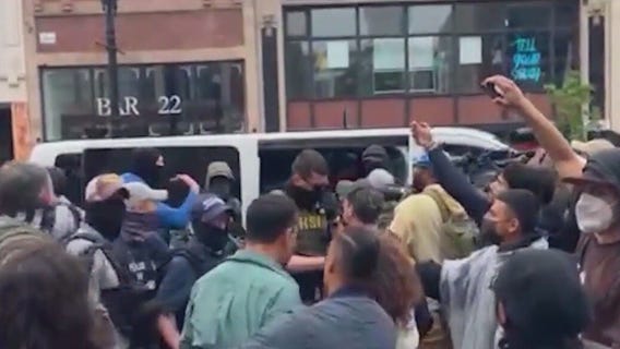 Chicago aldermen question police role in ICE arrests last month