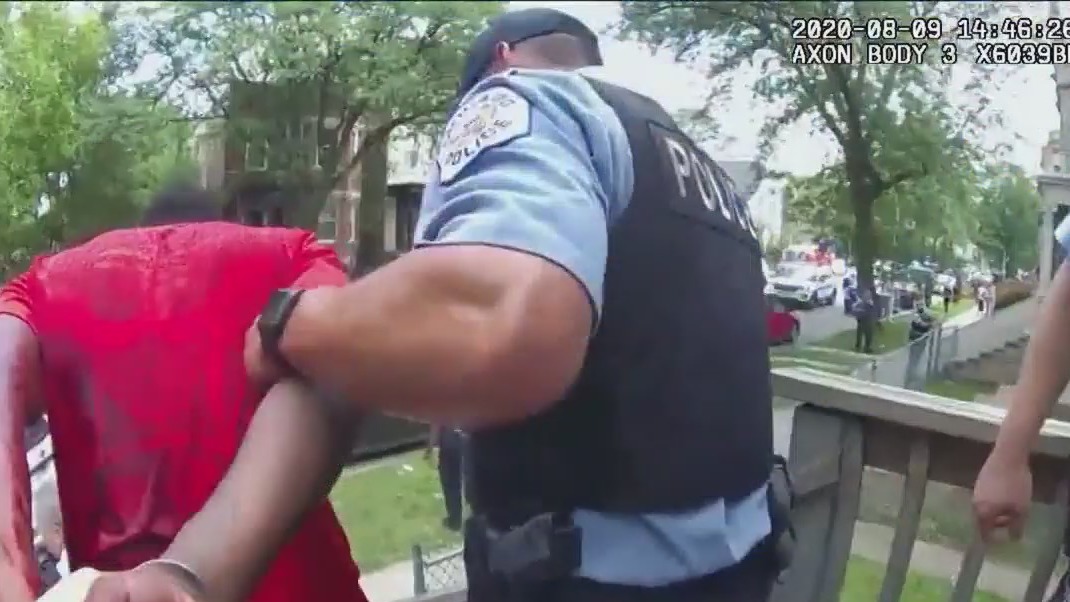 Man convicted of attempted murder of two Chicago police officers