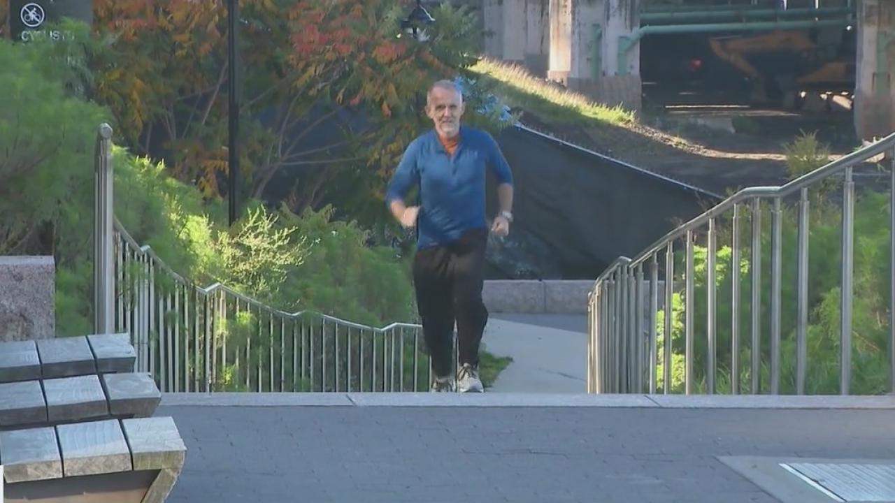 This man runs marathons for cats