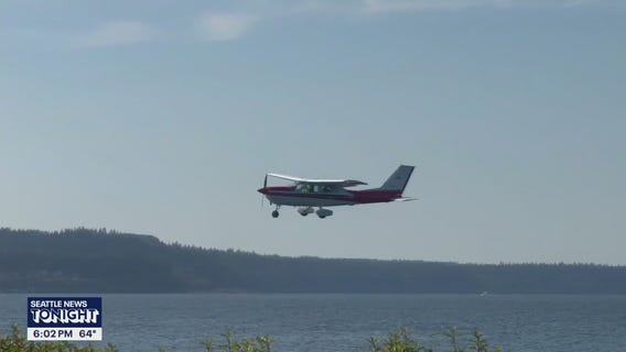 Small plane crash lands into sound in Mukilteo, WA, 3 injured