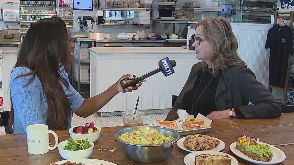 Joan's on Third expands