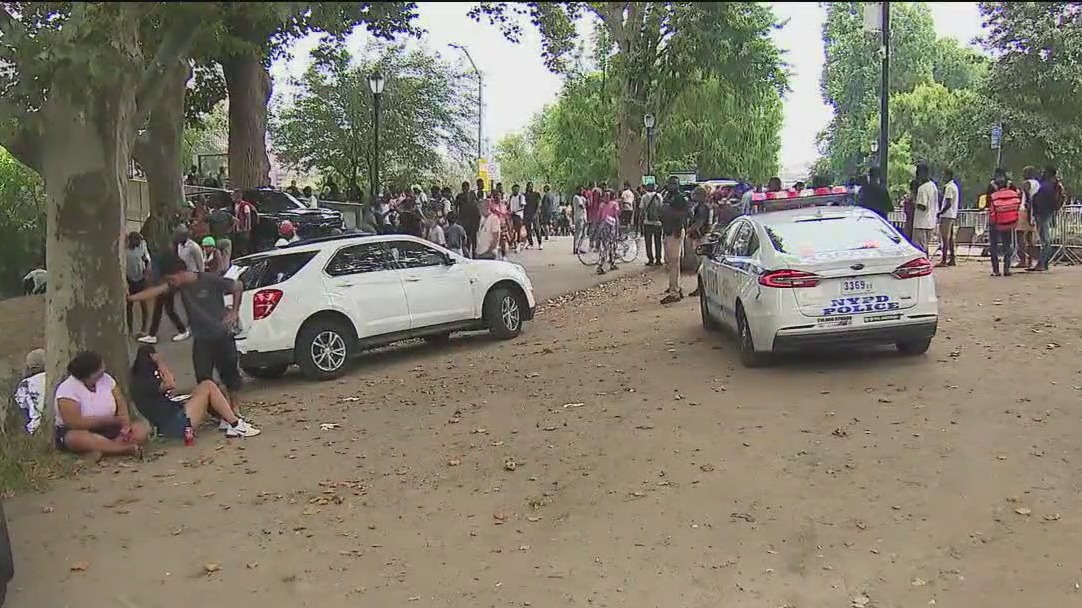 Migrant concerns on Randall?s Island