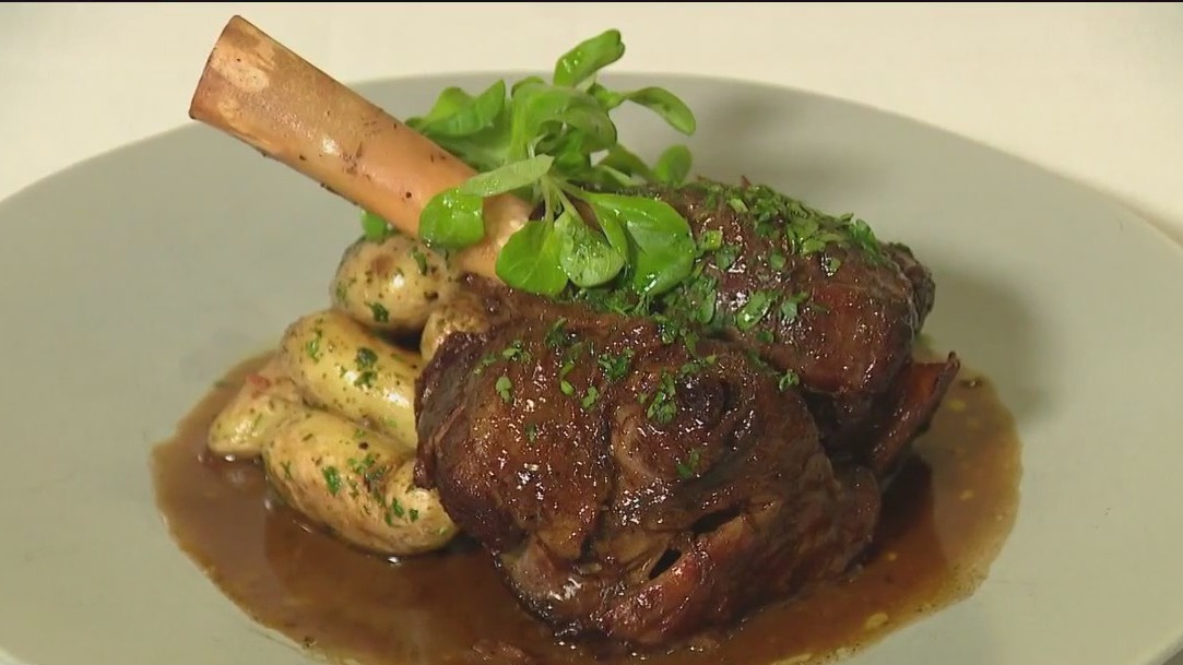 Fresco by Scotto sisters make some recipes from new cookbook