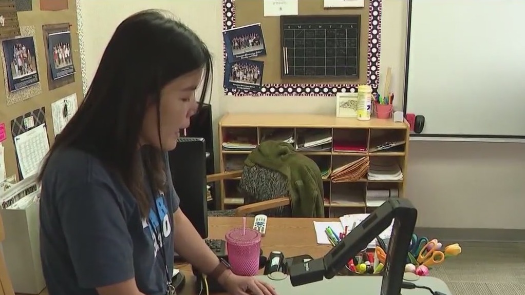 Chandler school recognized for dual-language program