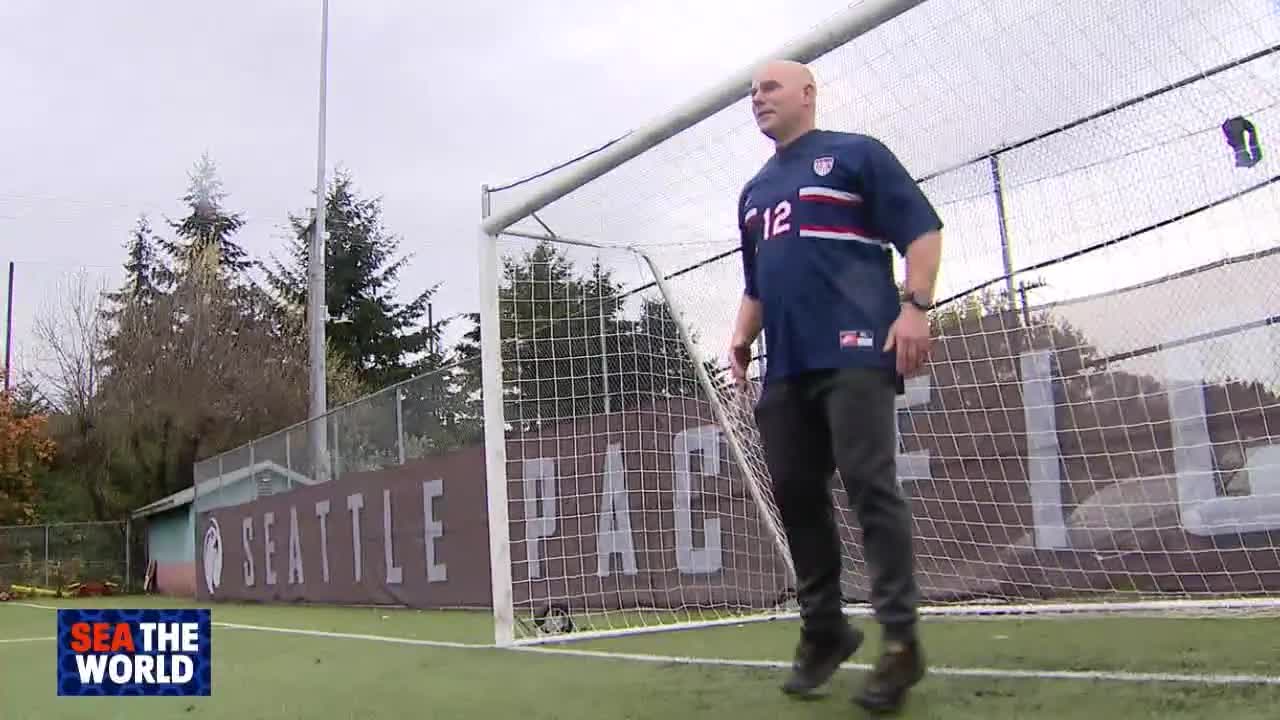 Sounders FC broadcaster Marcus Hahnemann talks soccer with FOX 13