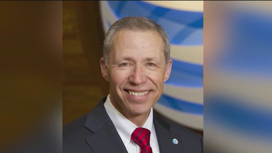 Mistrial declared in case of ex-AT&T boss