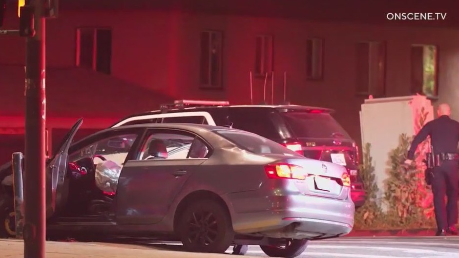 Woman shot while driving in Boyle Heights