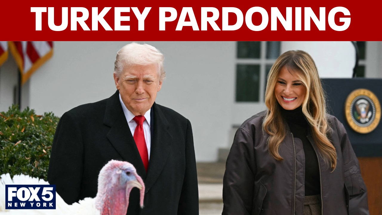 FULL: Trump pardons Thanksgiving turkeys