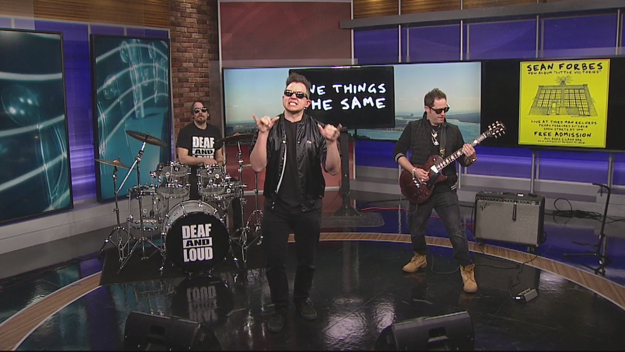 Sean Forbes performs on The Nine