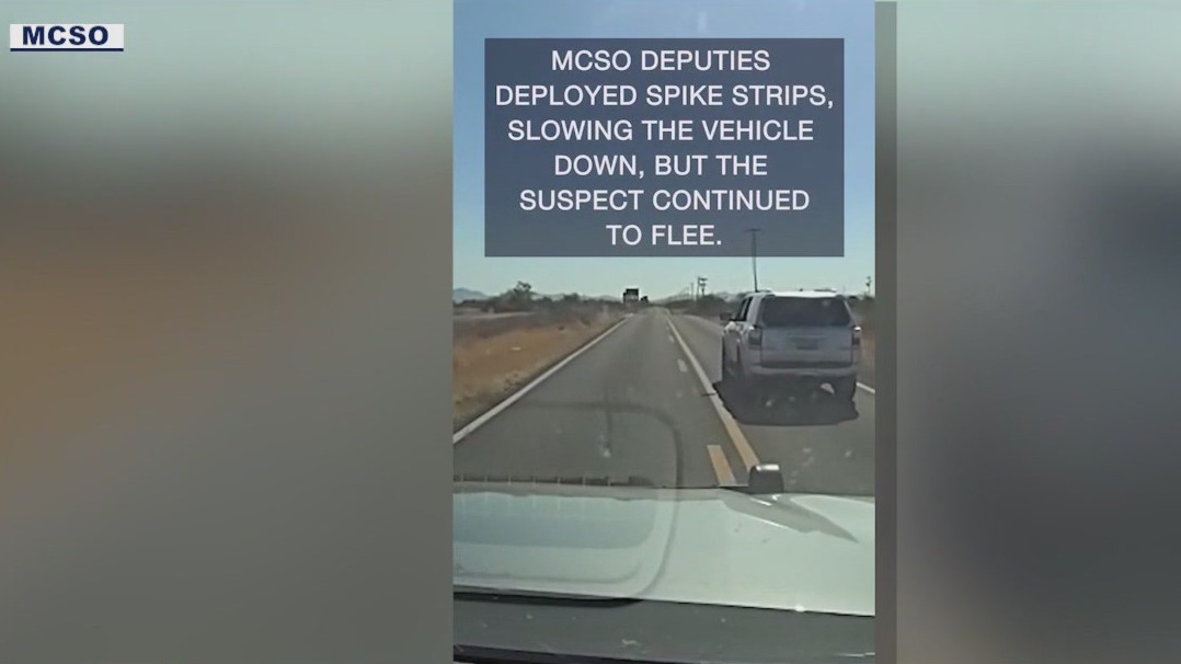 Video shows authorities catching Phoenix murder suspect