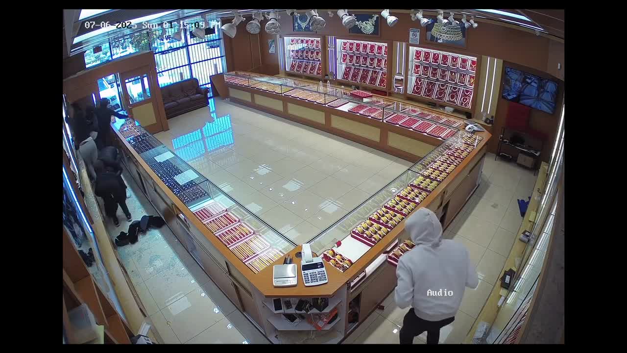 Oakland man caught after $1 million jewelry store heist