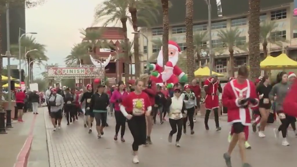 Santa Hustle run in Glendale helps raise funds for a good cause