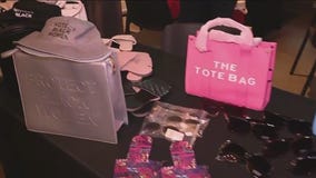 Juneteenth in Chicago: Hundreds gather in Hyde Park for Juneteenth Market