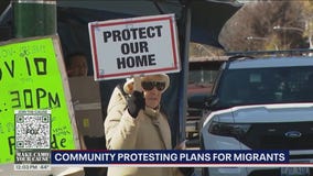 Brighton Park residents protest migrants moving into new tent city