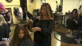 Hairstylists donate tips to Hurricane Harvey victims