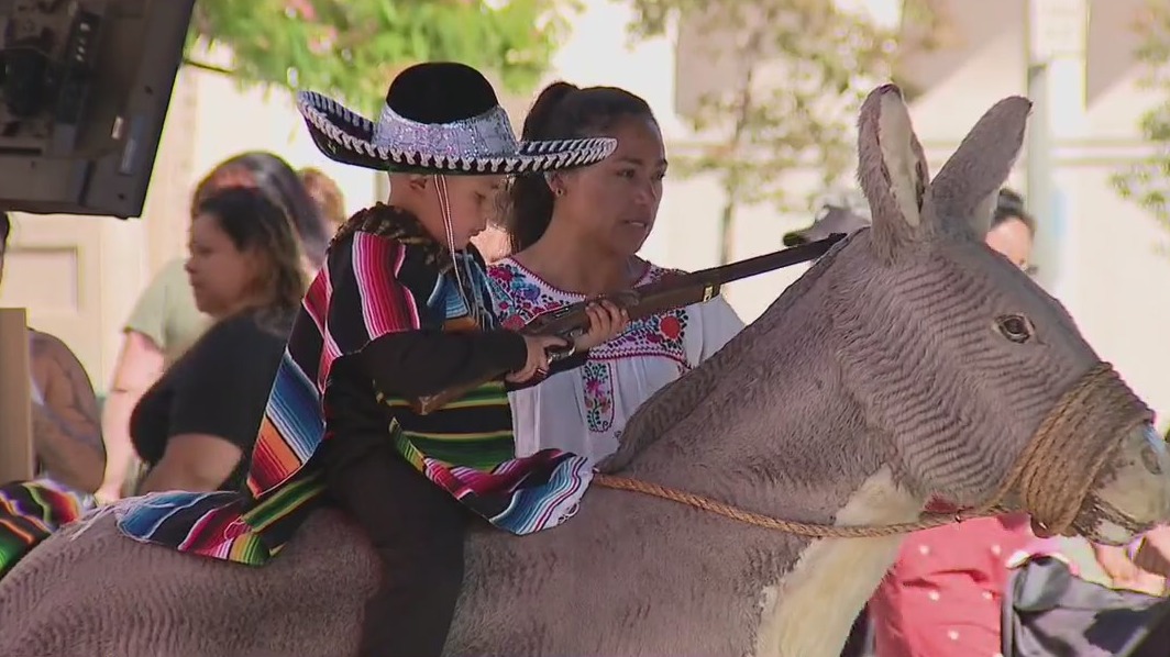 Cinco de Mayo celebrations underway at LA's iconic Olvera Street