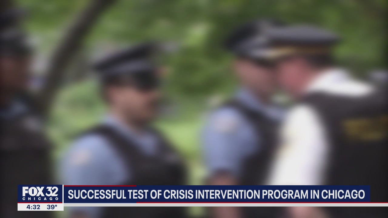 Chicago police successfully test 'crisis intervention' program during mental health situations