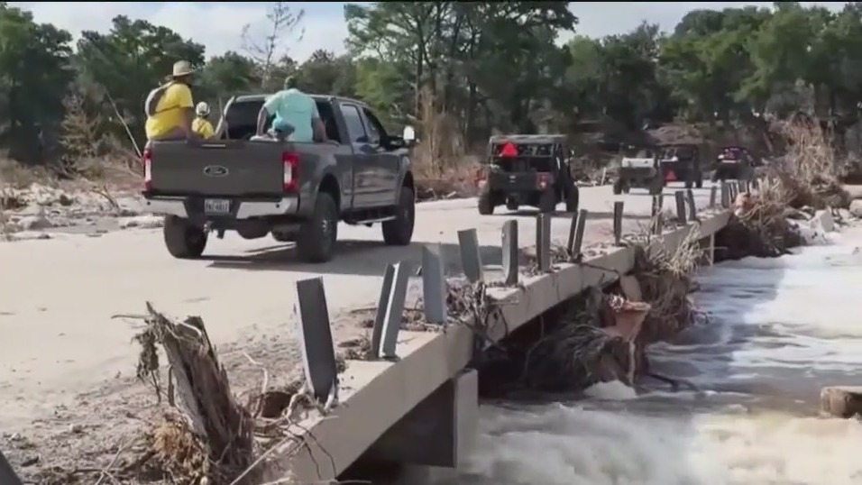 Difficult search and recovery efforts in Texas after deadly flooding
