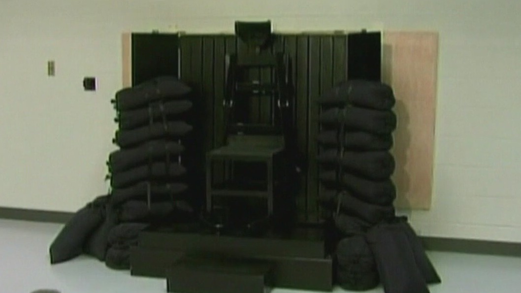 Bill advances to bring back firing squads in Arizona