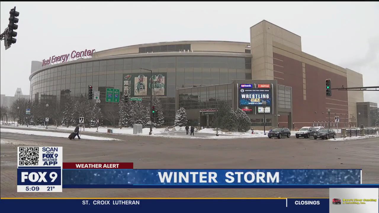 Girls State Hockey Tournament still on despite winter storm