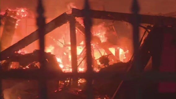 Mountain Fire destroys multiple homes in Camarillo