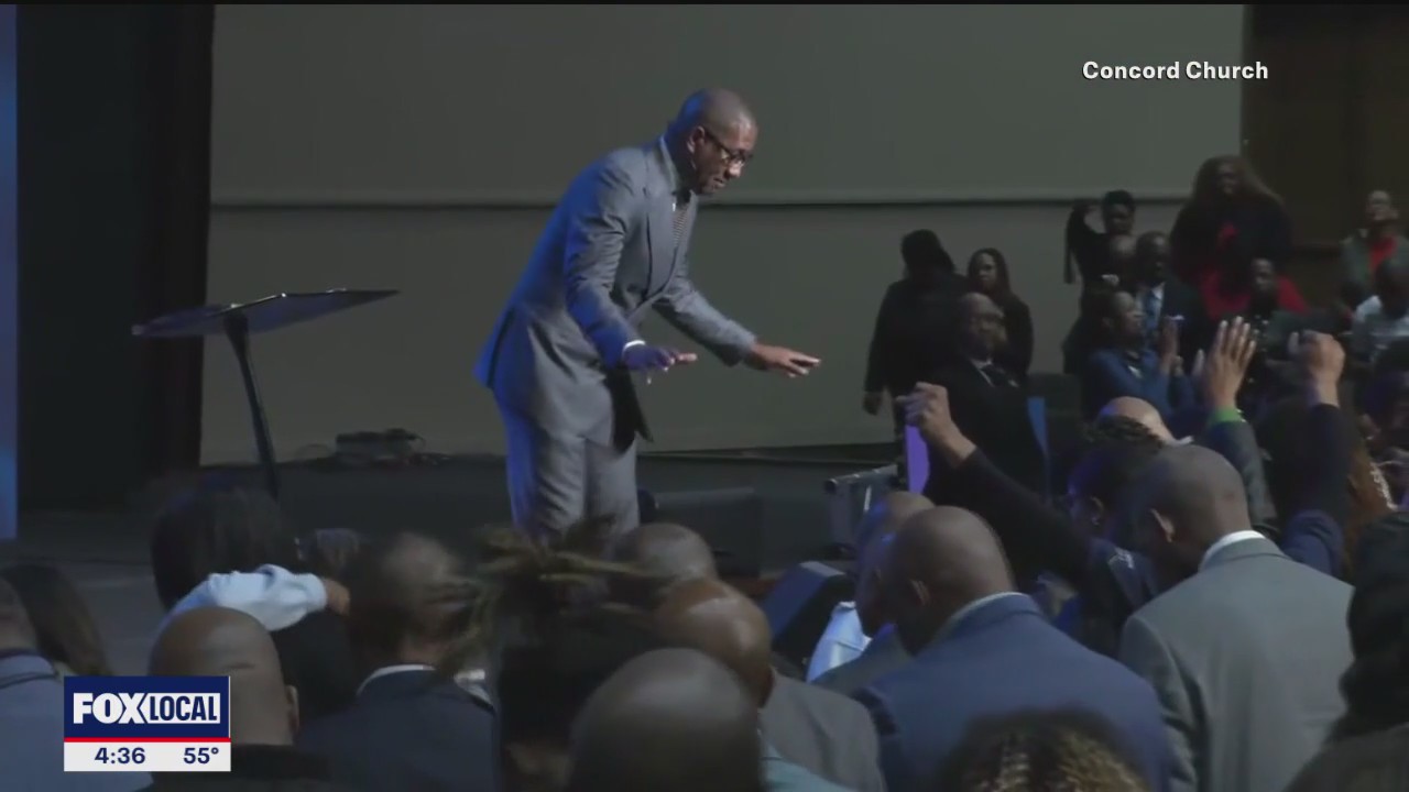 Church surprises federal workers with $2K checks