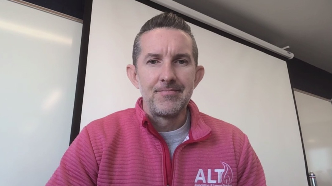 Lemont teacher uses 'green adventures' to teach students | ChicagoLIVE