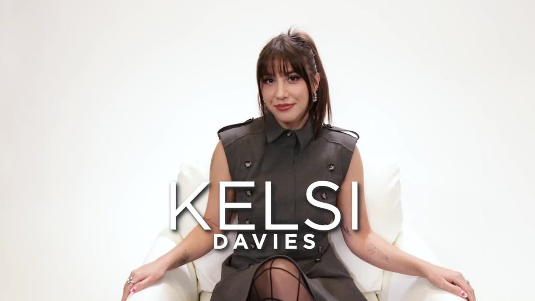 Inside Kelsi Davies’ Psychic World: Viral Ghost Hunts, Haunted Dolls & ‘Kelsi Davies: Haunt Escape’ | The Sit