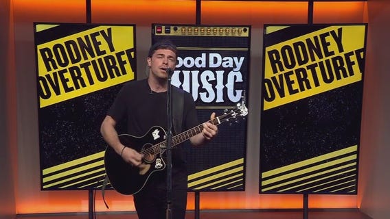 Rodney Overturff performs 'A Walk Through Hell'