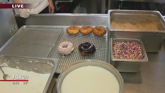 Town Takeover: Bob makes donuts at... Bob's Grill