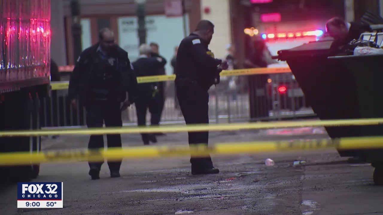 Two men shot in downtown Chicago