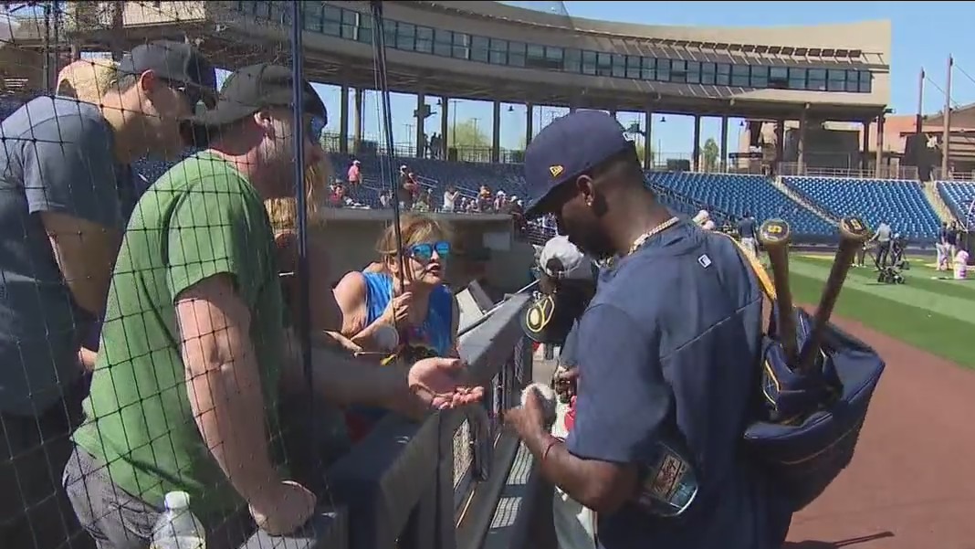 Brewers fans returning to watch baseball after lockout