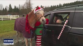 Santa greets guests at Redmond riding center