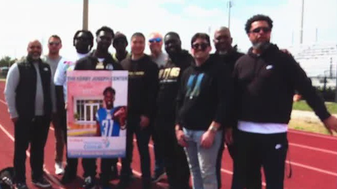 Jones High School celebrates Tiger Pride Day with NFL alumni