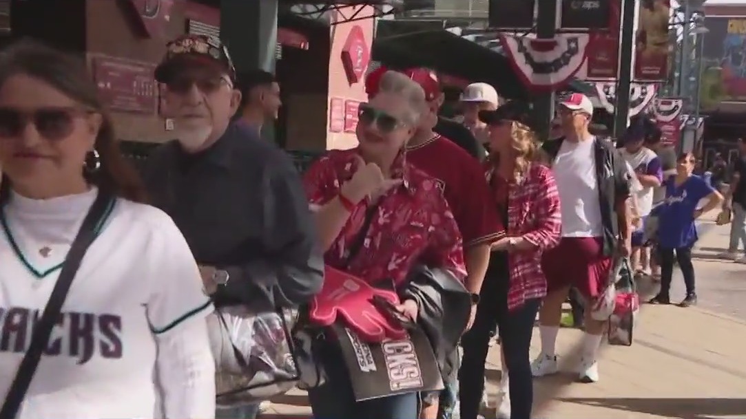 Play Ball! Arizona Diamondbacks play first home game of 2023 season