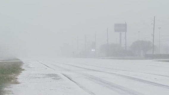 New Orleans covered in snow to the joy of locals