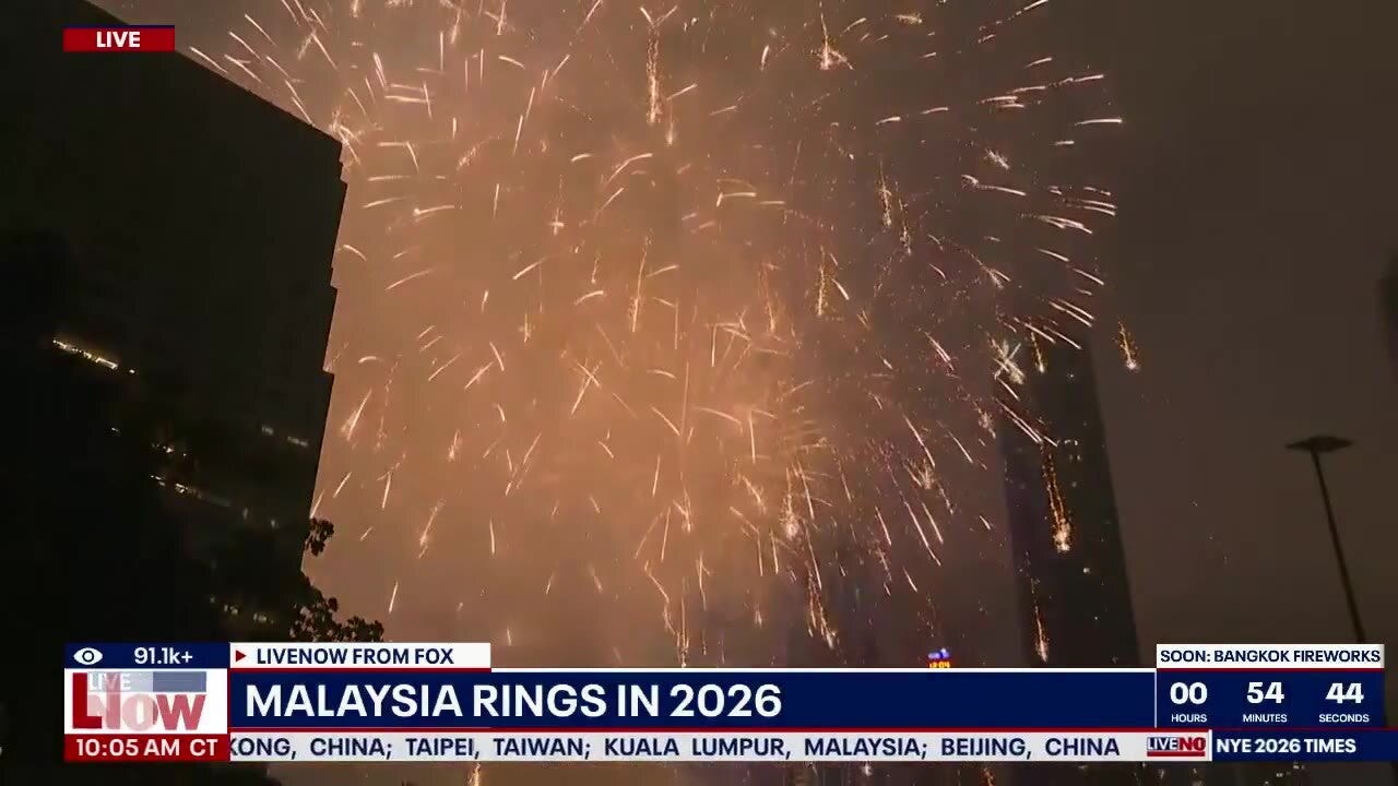 New Year's fireworks: Malaysia welcomes 2026