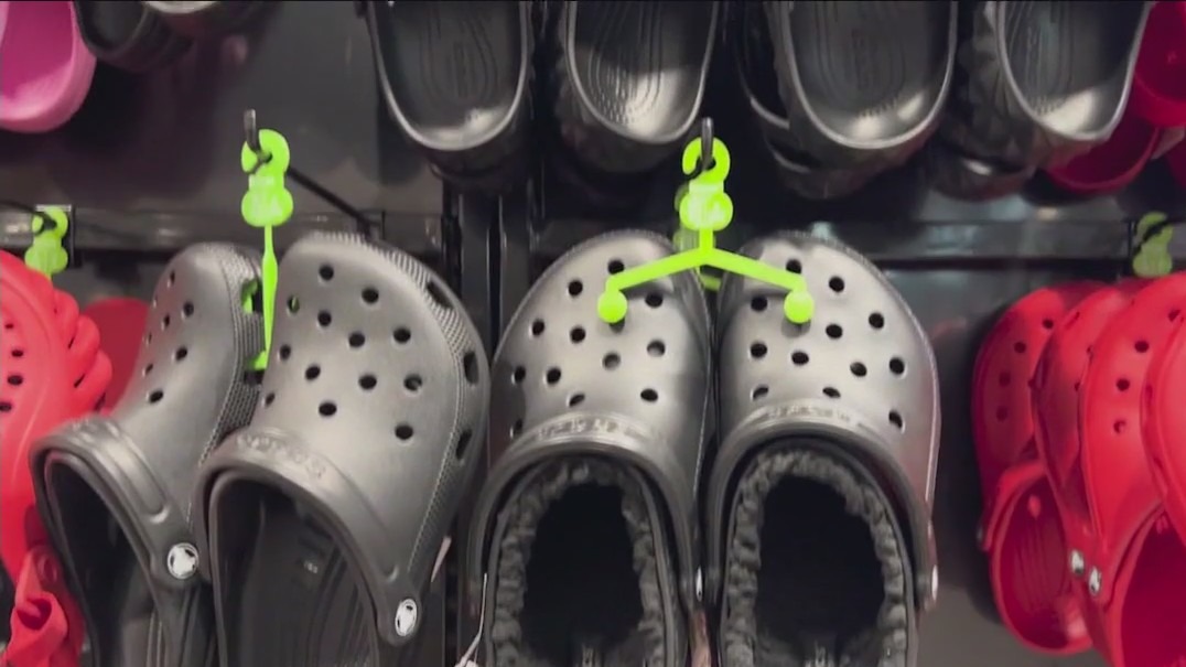 Wearing shoes indoors