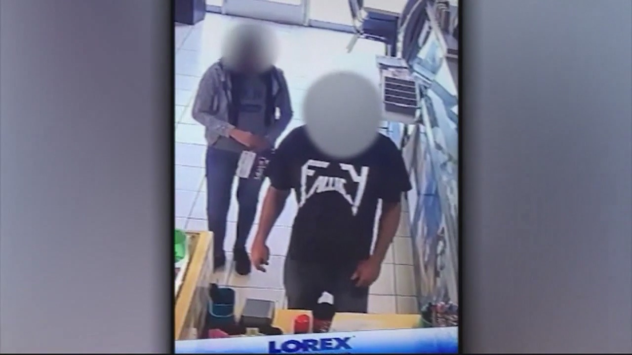 Man approaches Hemet child, mother with threat of molestation