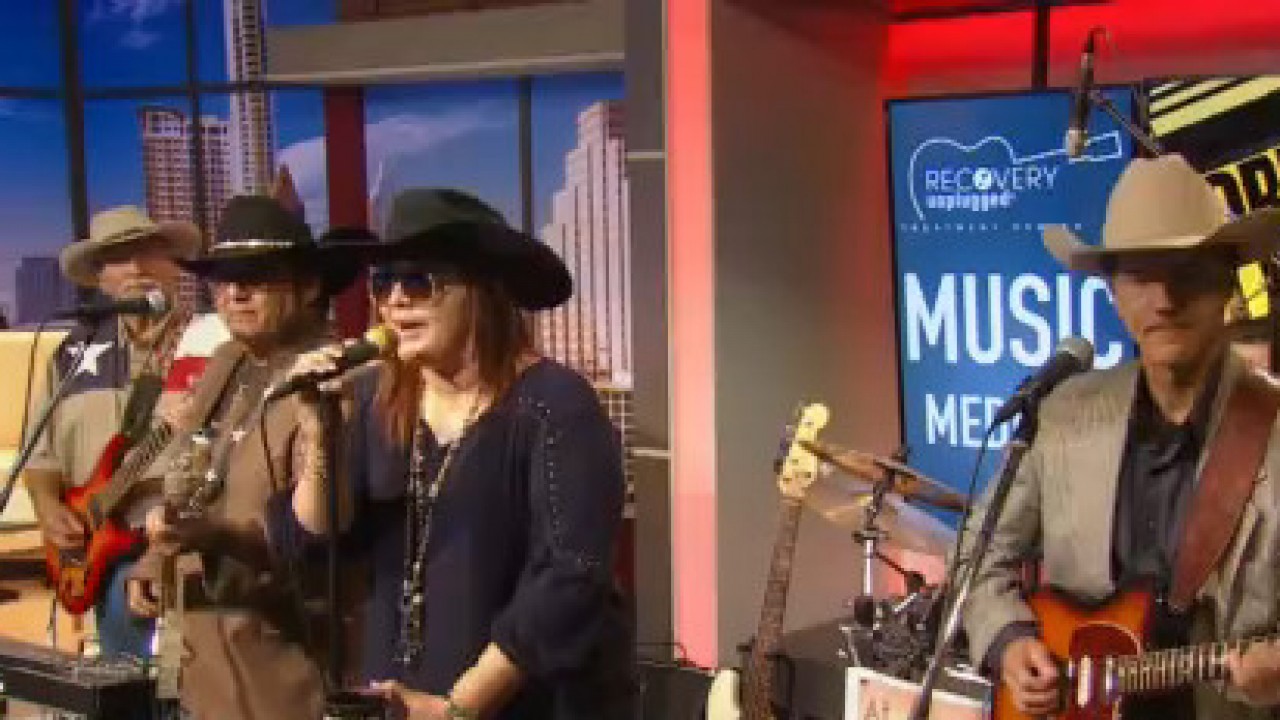 Music in the Morning: Adriana Live