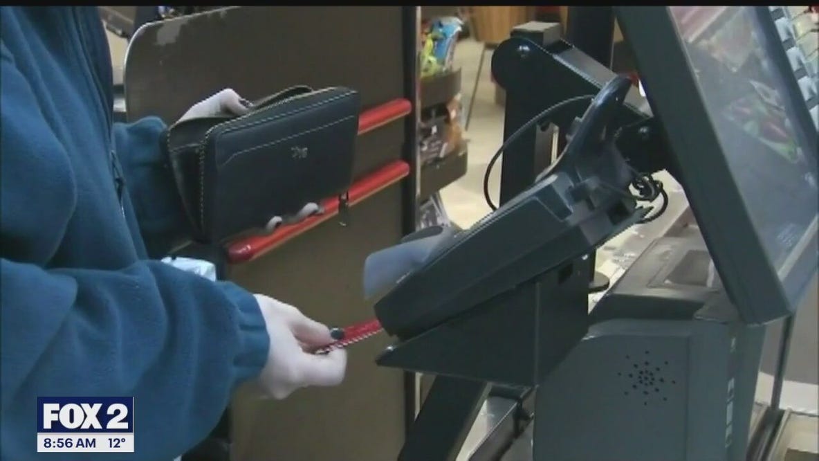 Certified financial coach offers advice on avoiding holiday debt