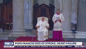 Thousands mourn loss of Pope Francis