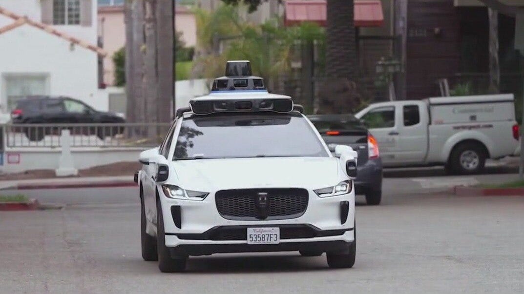 Waymo tests driverless taxis in Tampa