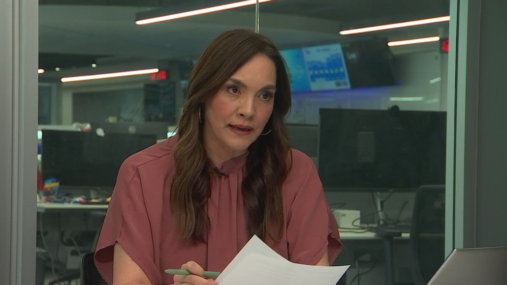 Jury deliberations continue in Derrick Thompson trial