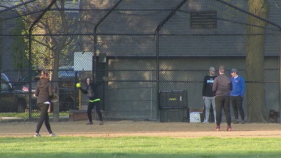 Chicago moves spring programs to house migrants in Avondale, impacting children