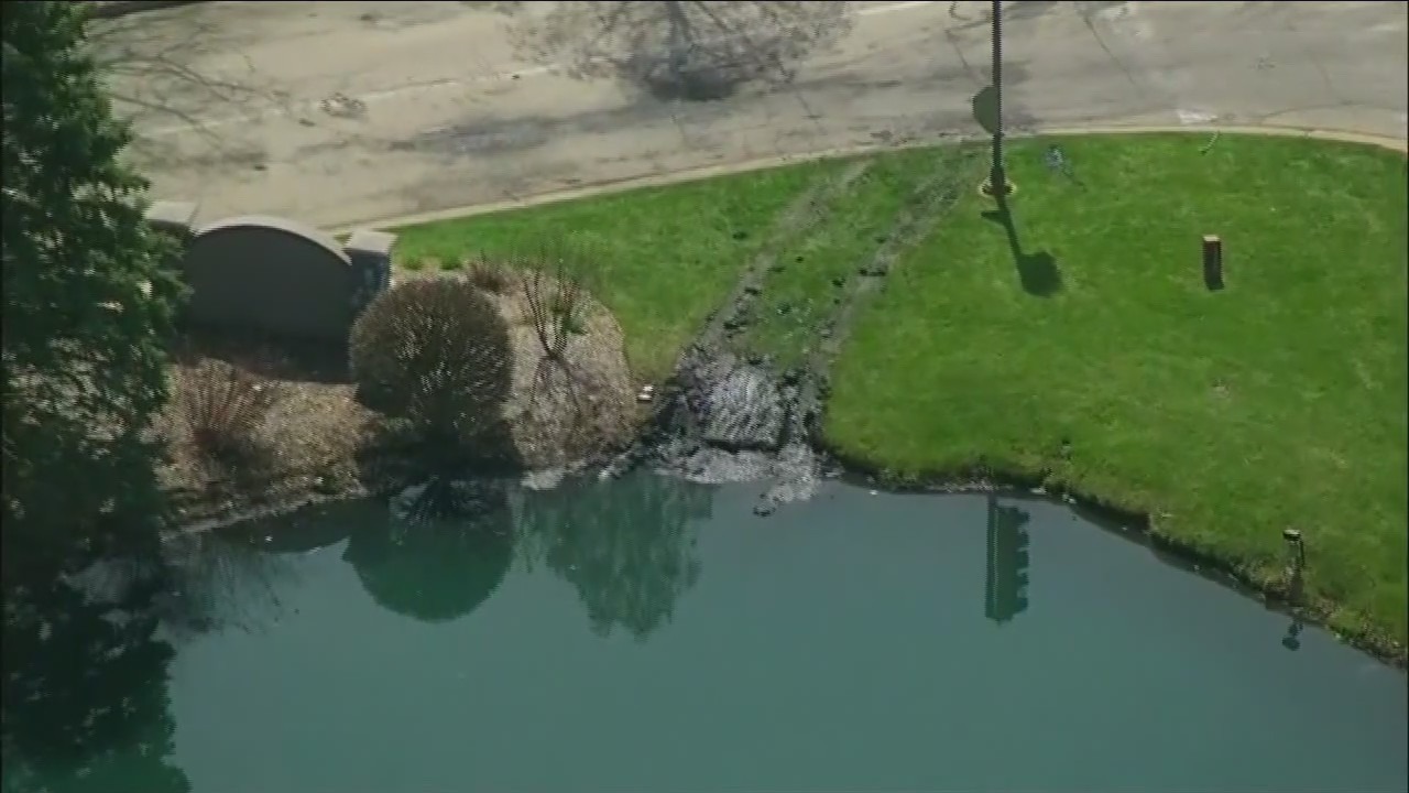 Driver rescued from submerged vehicle in Naperville